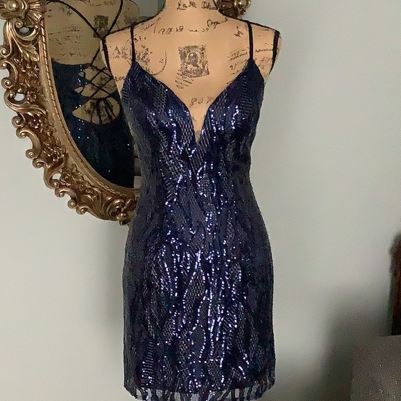 SPLASH Navy Blue Sequins Prom Formal Dress Size 8 - Picture 1 of 11